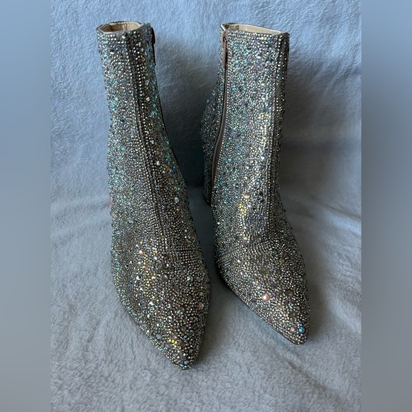 NWOT Betsey Johnson Rhinestone Cady Booties - 7.5 - Picture 3 of 14